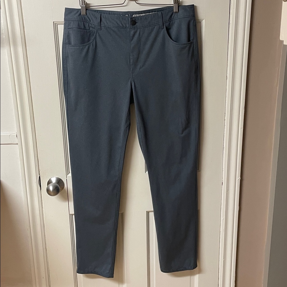 Johnnie-O Cross Country Prep-Formance  golf pant in twilight blue men size 36X32